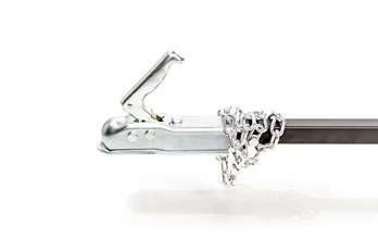 Rozdrabniacz spalinowy Cedrus RB02PRO – wydajny rębak do gałęzi do 12cm