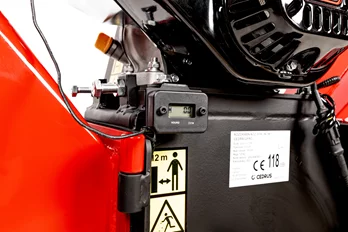 Rozdrabniacz spalinowy Cedrus RB02PRO – wydajny rębak do gałęzi do 12cm