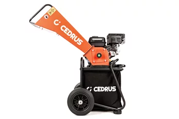 Rozdrabniacz spalinowy Cedrus RB01C – kompaktowy rębak do gałęzi do 50 mm