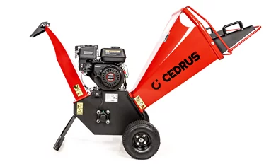 Rozdrabniacz spalinowy Cedrus RB02 – wydajny sprzęt do ogrodu i sadu